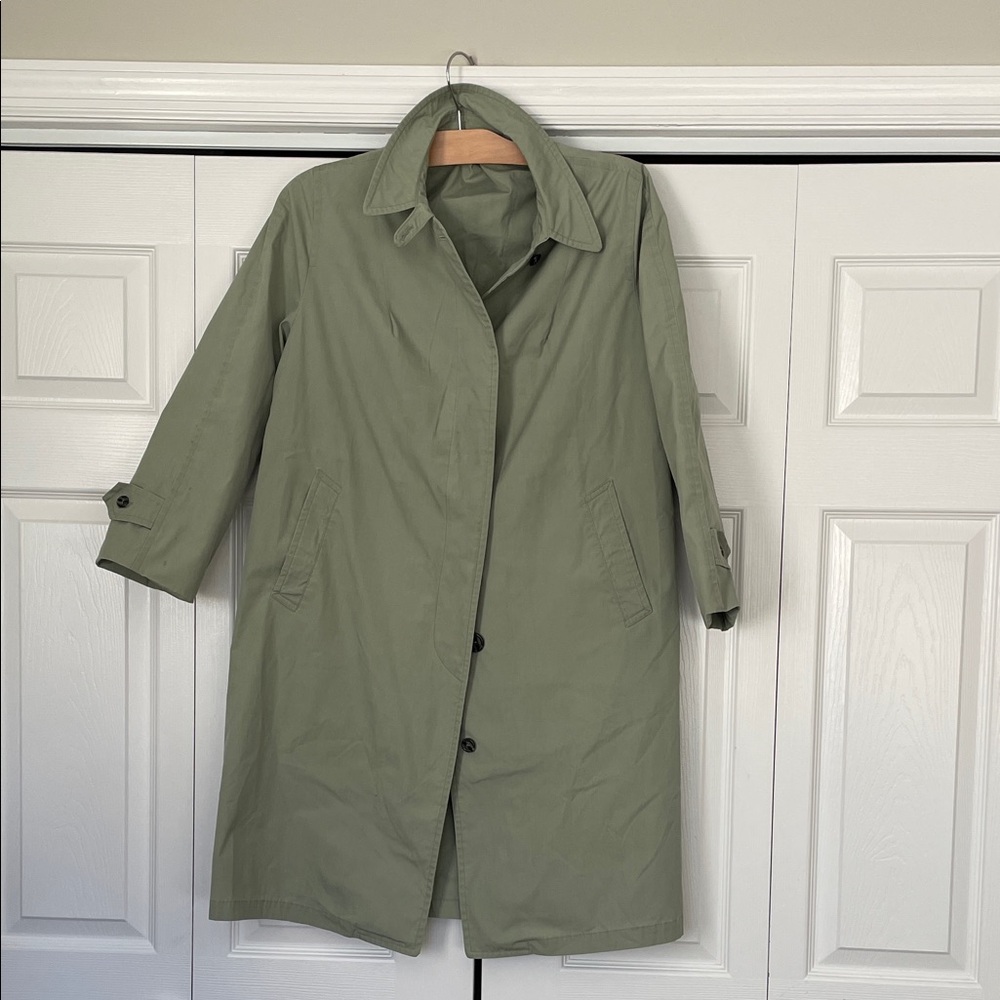 London Fog Limited Edition VTG Trench Coat Womens light green Overcoat 14 petite